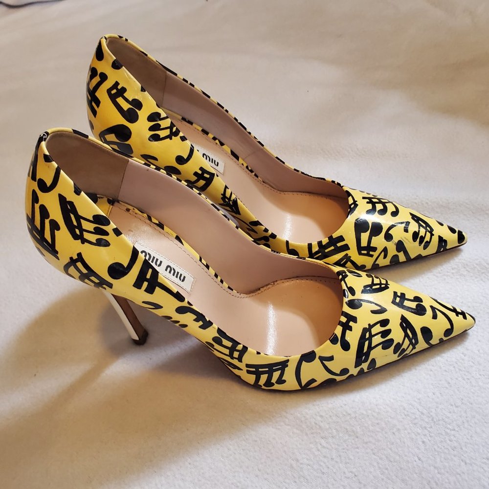 Miu Miu Music Note Print Patent Leather Pumps